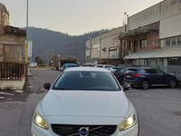 Usata Volvo V60 CC Business Edition 150 CV (110 kW) 2017 Bianco Station wagon