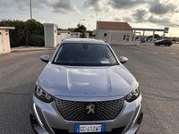 Usata Peugeot e-2008 Allure 100 kW (136 CV) 2021 Grigio SUV