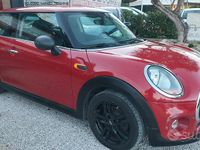 Usata Mini ONE 102 CV (75 kW) 2015 Rosso Utilitaria