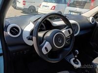 Usata Renault Twingo Urban Night 60 kW (82 CV) 2022 Blu Utilitaria