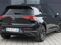 Usata VW Golf VIII Life 116 CV (85 kW) 2021 Nero Berlina