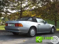 Usado Mercedes SL280 193 CV (141 kW) 1995 Plateado Descapotable