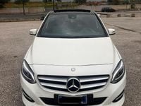 Usata Mercedes B200 Premium 140 CV (102 kW) 2017 Utilitaria