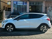 Usata Ford Fiesta Active 86 CV (63 kW) 2019 Bianco Utilitaria