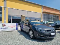 Usata Opel Astra 140 CV (102 kW) 2015 Grigio Station wagon
