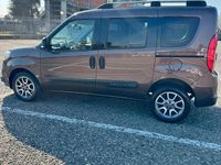 Usata Fiat Doblò Trekking 120 CV (88 kW) 2017 Marrone Monovolume