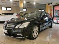 Usata Mercedes E250 203 CV (149 kW) 2010 Nero Coupé
