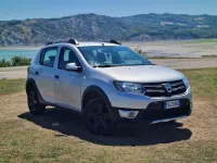 Occasion Dacia Sandero Prestige 90 ch (66 kW) 2015 Argent Berline
