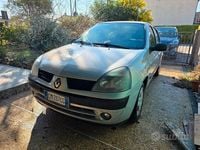 Usata Renault Clio II 2004 Grigio Berlina