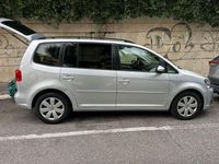 Usata VW Touran Comfortline 105 CV (77 kW) 2013 Grigio Monovolume