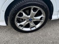 Usata Ford Kuga 180 CV (132 kW) 2015 Bianco SUV