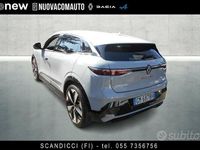 Käytetty Renault Megane E-Tech Techno 161 kW (220 HP) 2023 Harmaa Sedan