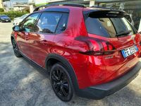 Usata Peugeot 2008 GT-line 120 CV (88 kW) 2016 Rosso SUV