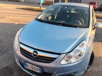 Usata Opel Corsa 90 CV (66 kW) 2006 Blu Berlina