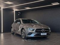 Begagnad Mercedes A250 Advanced 163 HK (119 kW) 2023 Grå Sedan
