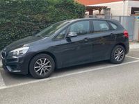 Usata BMW 218 Active Tourer Luxury Line 150 CV (110 kW) 2015 Nero Monovolume
