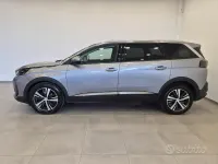 Usata Peugeot 5008 Allure 131 CV (96 kW) 2021 Grigio SUV