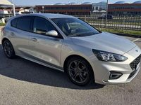 Usata Ford Focus ST-Line 125 CV (91 kW) 2021 Moondust silver Berlina