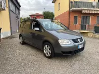 Usata VW Touran Highline 105 CV (77 kW) 2007 Grigio Monovolume