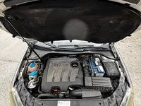 Usata VW Golf VI 102 CV (75 kW) 2010 Grigio Utilitaria