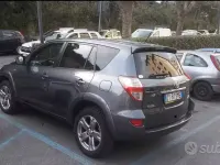 Usata Toyota RAV4 150 CV (110 kW) 2009 Grigio SUV
