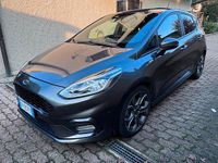 Usata Ford Fiesta ST-Line 86 CV (63 kW) 2018 Grigio Utilitaria