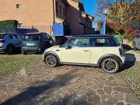 Usata Mini ONE 75 CV (55 kW) 2011 Beige Utilitaria