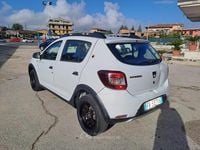 Usata Dacia Sandero 90 CV (66 kW) 2016 Berlina