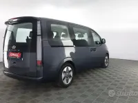 Usata Hyundai Staria 177 CV (130 kW) 2024 Graphite gray Monovolume