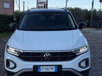 Usata VW T-Roc R-line 150 CV (110 kW) 2023 Bianco SUV