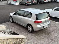 Usata VW Golf VI Comfortline 105 CV (77 kW) 2010 Argento Utilitaria