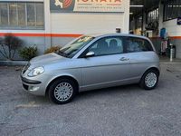 Usata Lancia Ypsilon 69 CV (50 kW) 2005 Argento Utilitaria