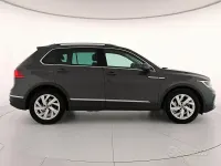 Usata VW Tiguan Life 122 CV (89 kW) 2021 Grigio SUV