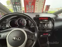 Usata Kia Venga 128 CV (94 kW) 2018 Bianco Utilitaria