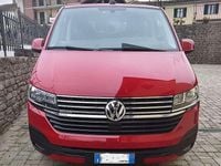 Occasion VW Caravelle 150 ch (110 kW) 2023 Rouge Van
