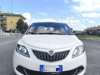 Usata Lancia Ypsilon Silver 69 CV (50 kW) 2021 Utilitaria