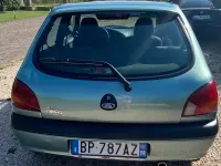 Usata Ford Fiesta Zetec 75 CV (55 kW) 2000 Verde Utilitaria