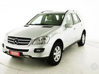 Usata Mercedes ML320 224 CV (164 kW) 2008 Grigio SUV