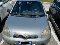 Usata Toyota Yaris 2000 Grigio Utilitaria