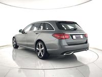 Usata Mercedes C300e Business 194 CV (142 kW) 2020 Grigio metallizzato Station wagon