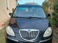 Usata Lancia Musa 95 CV (69 kW) 2010 Nero Monovolume