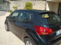 Usata Kia Venga LX 90 CV (66 kW) 2011 Nero Utilitaria