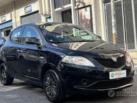 Usata Lancia Ypsilon Silver 69 CV (50 kW) 2018 Nero Utilitaria