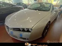 Usata Alfa Romeo Spider 260 CV (191 kW) 2009 Argento Cabrio