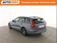 Usata Volvo V60 197 CV (144 kW) 2023 Grigio Station wagon