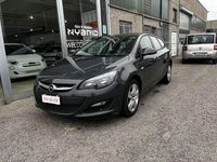 Usata Opel Astra Cosmo 110 CV (80 kW) 2014 Grigio scuro Station wagon