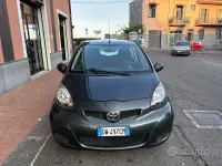 Usata Toyota Aygo Sol 68 CV (50 kW) 2009 Grigio Utilitaria