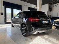 Käytetty Mercedes GLA220 Premium 136 HP (100 kW) 2017 Musta Katumaasturi