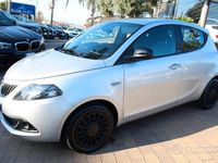 Usata Lancia Ypsilon S 69 CV (50 kW) 2022 Grigio Utilitaria