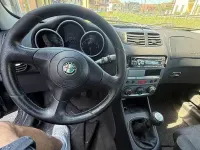 Usata Alfa Romeo 147 140 CV (102 kW) 2004 Nero Utilitaria